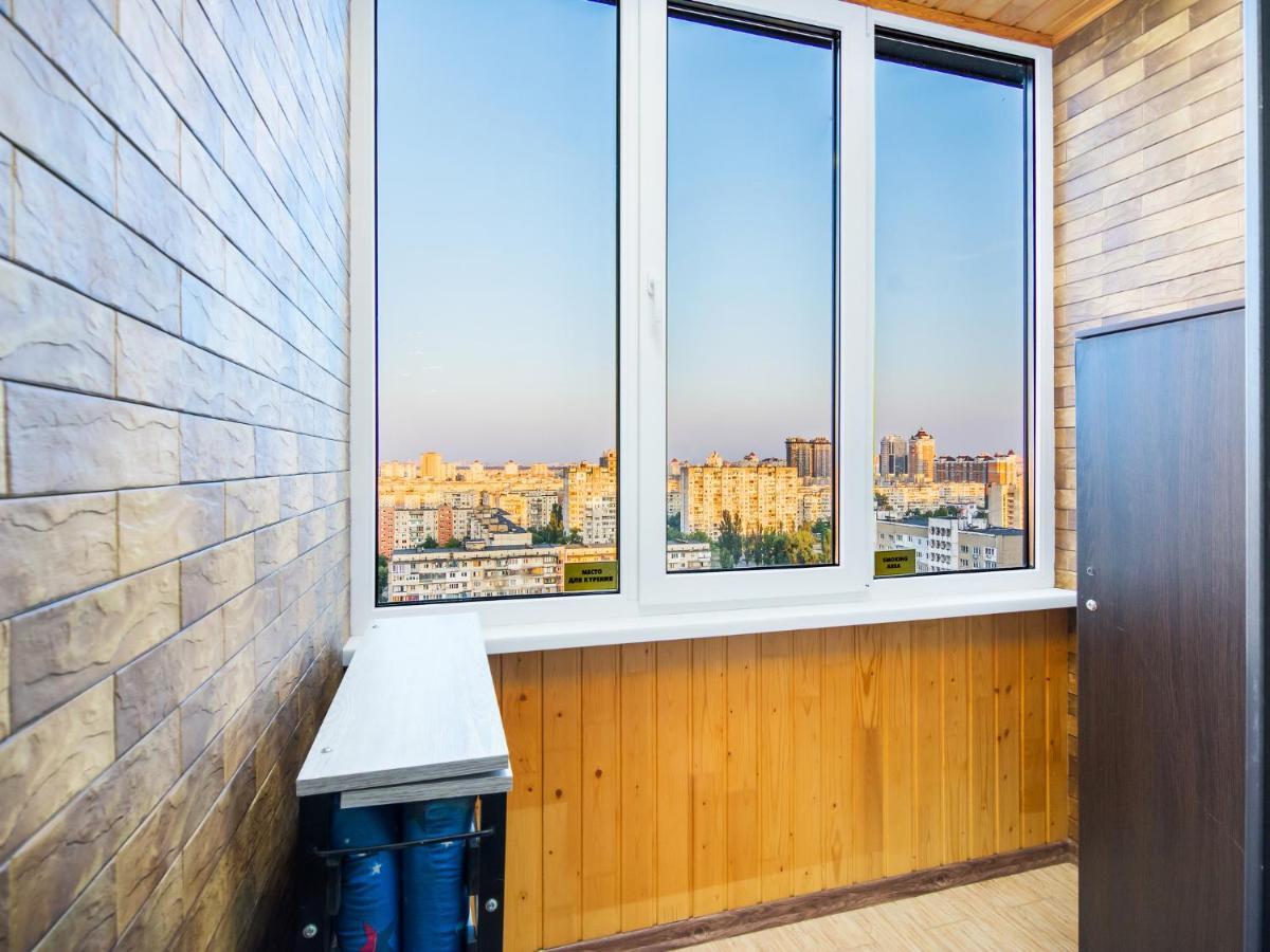 Kvartirkoff Na Bogatirskaya 6A, 17 Floor 基輔 外观 照片