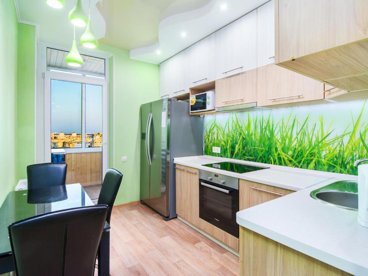 Kvartirkoff Na Bogatirskaya 6A, 17 Floor 基輔 外观 照片