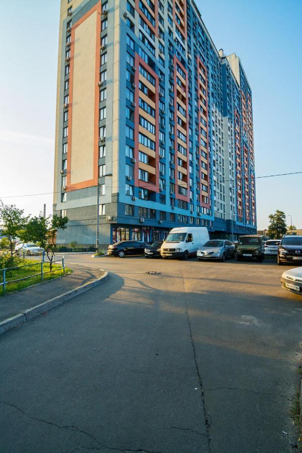 Kvartirkoff Na Bogatirskaya 6A, 17 Floor 基輔 外观 照片